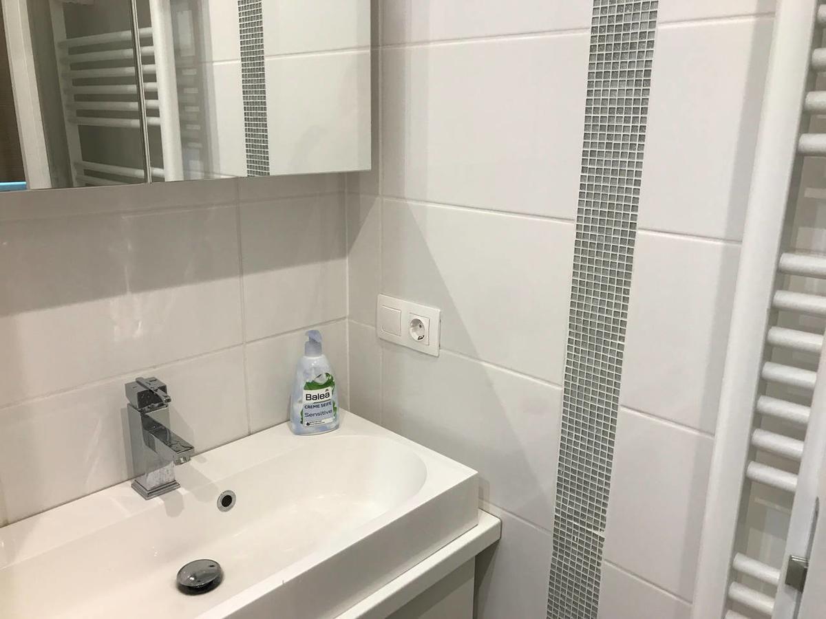 Gozsdu Glamour Apartment บูดาเปสต์ ภายนอก รูปภาพ